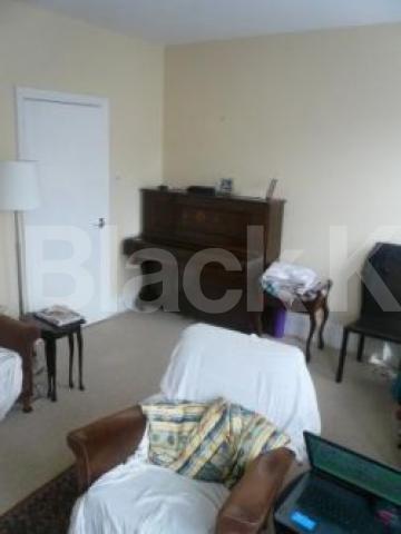 			LET!, 2 Bedroom, 1 bath, 1 reception Flat			 Eastern Road, BOUNDS GREEN N22